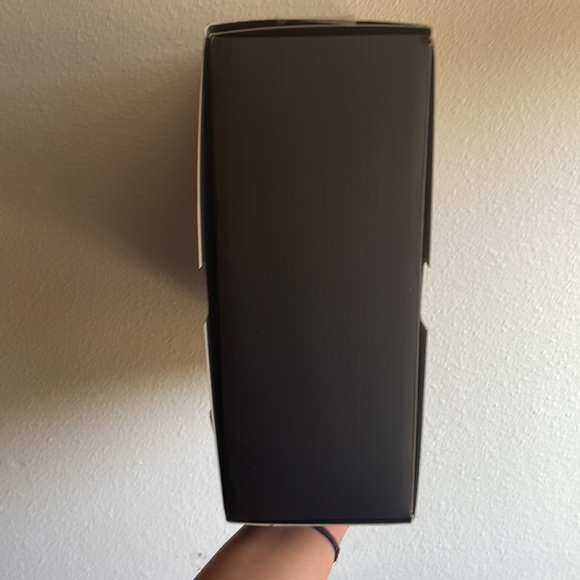 Never been open - boyfriend has one, he loves it - Picture 5 of 8